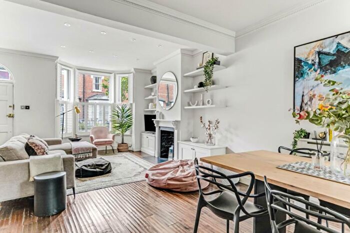 3 Bedroom Terraced House To Rent In Prospect Road, Childs Hill, London, NW2