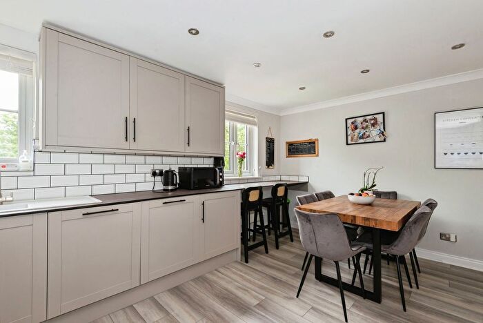 4 Bedroom Detached House For Sale In Royal Earlswood Park, Redhill, Surrey, RH1