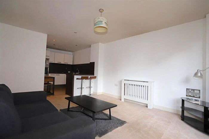 1 Bedroom Apartment To Rent In Green Quarter, M4