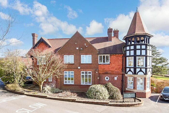 1 Bedroom Flat For Sale In Langhurst Wood Road, Horsham, West Sussex, RH12