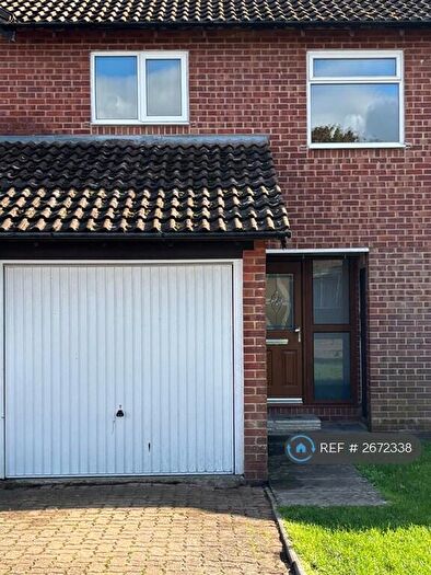 3 Bedroom Terraced House To Rent In Woodglade Close, Southampton, SO40