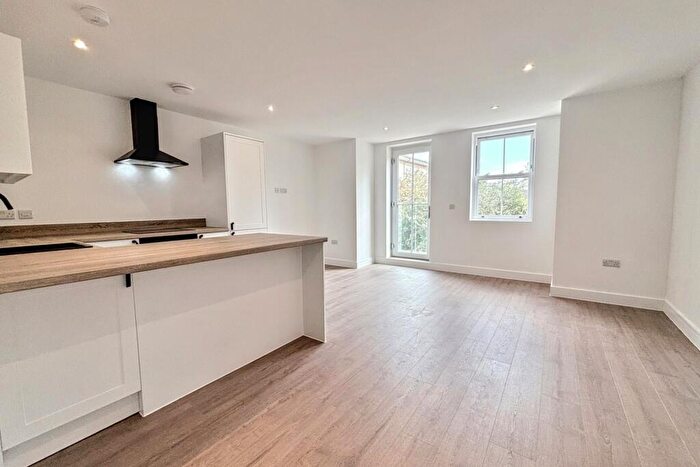 1 Bedroom Flat For Sale In Weymouth, DT4
