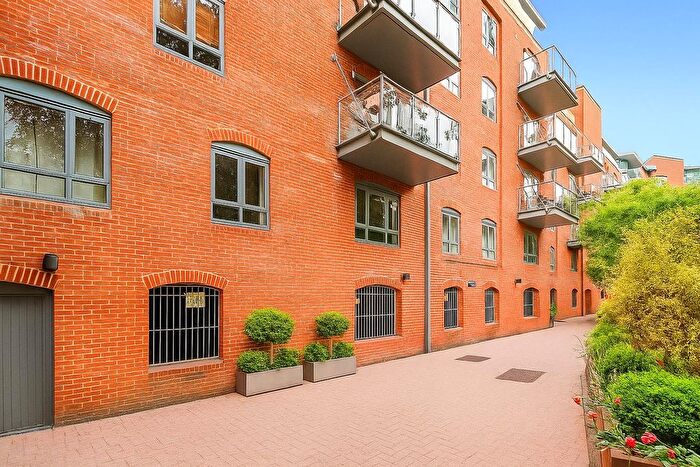 1 Bedroom Flat To Rent In Walton Well Road, Oxford, OX2