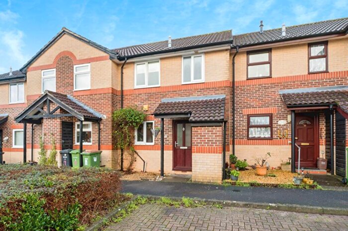 2 Bedroom Terraced House For Sale In Atlantic Park View, West End, Southampton, SO18