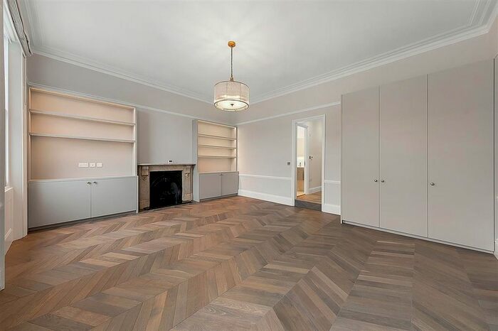 1 Bedroom Flat To Rent In Linden Gardens, London W2