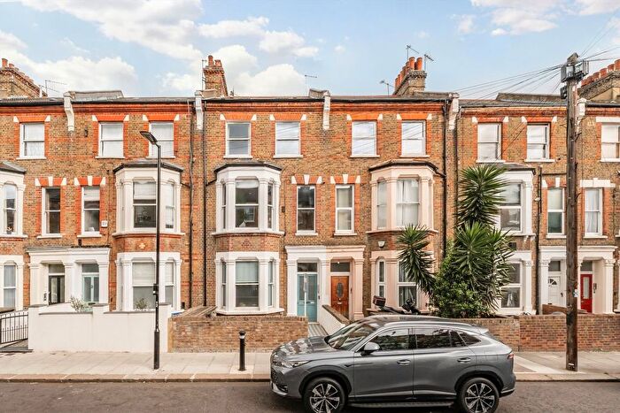 3 Bedroom Flat To Rent In Portnall Road, Maida Vale, W9