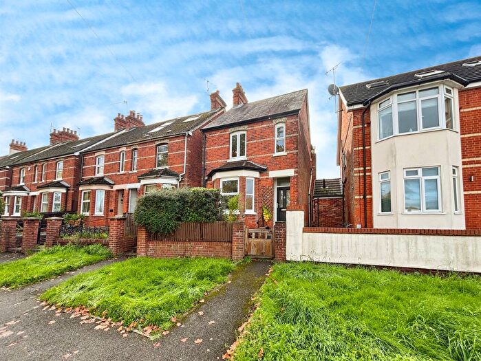 3 Bedroom Detached House For Sale In Worting Road, Basingstoke, RG21
