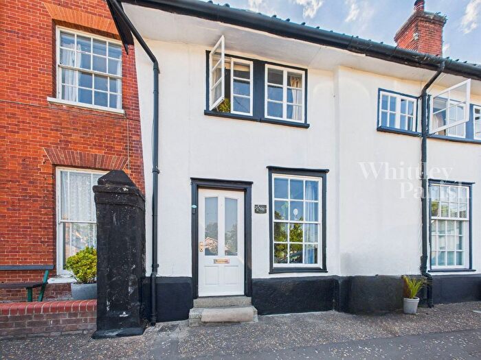 2 Bedroom Terraced House For Sale In Market Place, New Buckenham, NR16