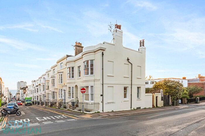 2 Bedroom Apartment To Rent In Hampton Place, Brighton, BN1