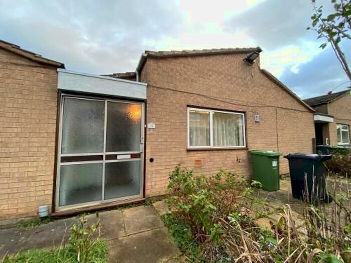 2 Bedroom Bungalow To Rent In Fallow Hill, Leamington Spa CV31