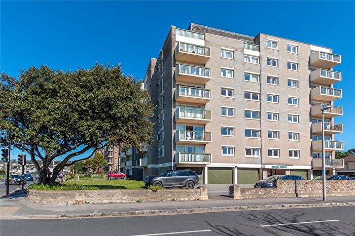 2 Bedroom Flat For Sale In Beach Road, Weston-Super-Mare, Somerset, BS23