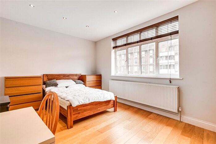 4 Bedroom Apartment To Rent In Camden Road, London, N7
