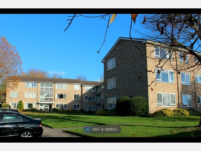 3 Bedroom Flat To Rent In Hempstead Road, Watford WD17