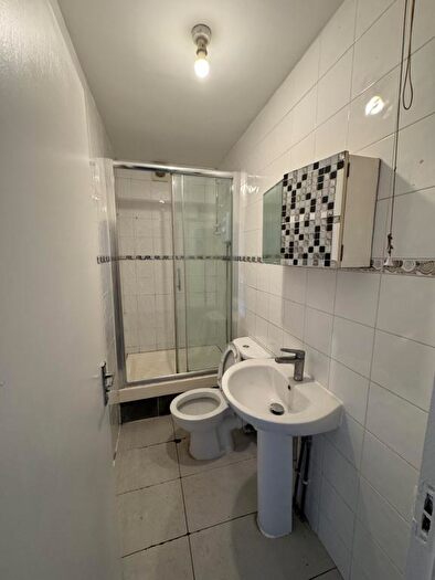 2 Bedroom Flat To Rent In Ampthill Road, Southampton, SO15