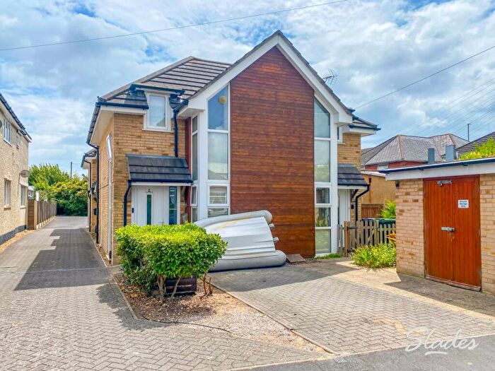 1 Bedroom House To Rent In The Beehive, Jumpers Road, Christchurch, Dorset, BH23