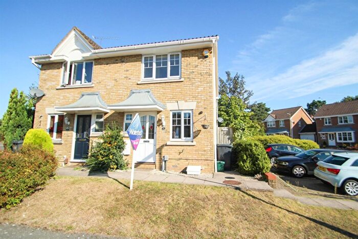 2 Bedroom Semi-Detached House To Rent In Curtis Close, Wellington Park, Camberley, GU15