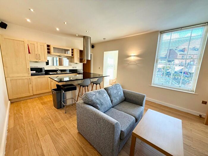 2 Bedroom Apartment To Rent In The Ropewalk, Nottingham, Nottinghamshire, NG1