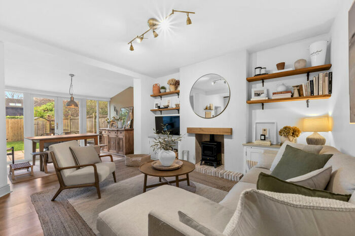 1 Bedroom Apartment To Rent In Ashley Road, Walton-on-Thames, Surrey, KT12