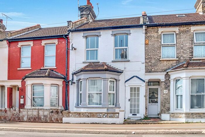 1 Bedroom Flat For Sale In Dalmatia Road, Southend-On-Sea, SS1