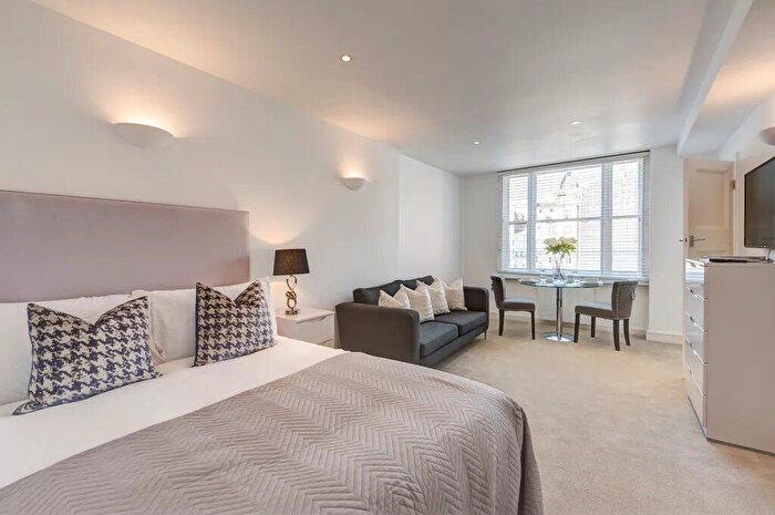 Studio To Rent In Hill Street, Mayfair, W1J