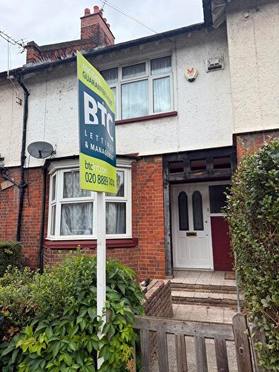3 Bedroom Detached House To Rent In Tower Gardens Road, London, N17