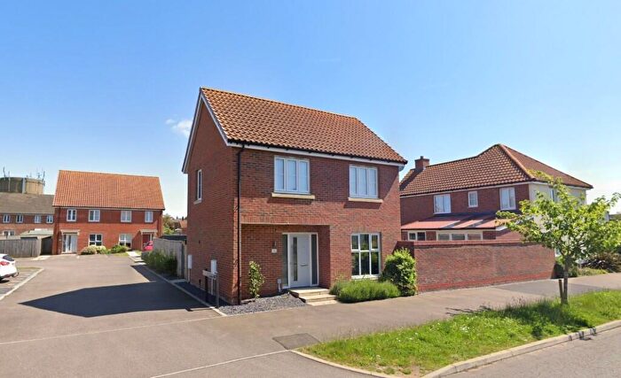 2 Bedroom Detached House For Sale In Natterers Road, NR9