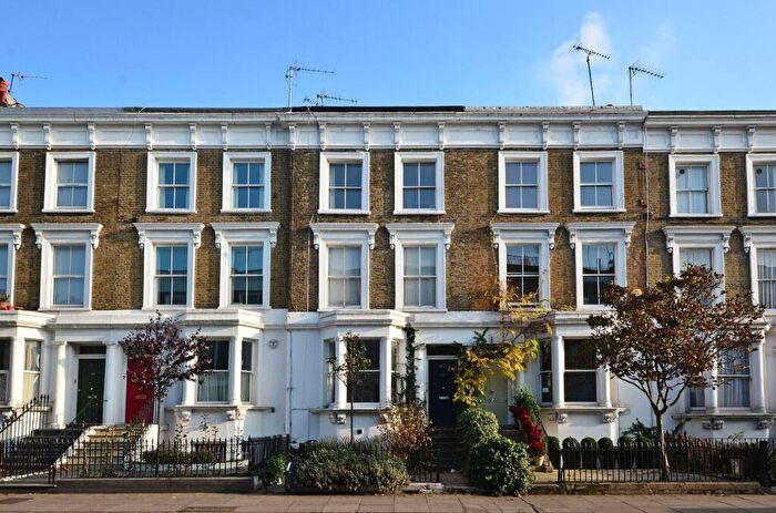 Studio To Rent In Edith Grove, Chelsea, London, SW10