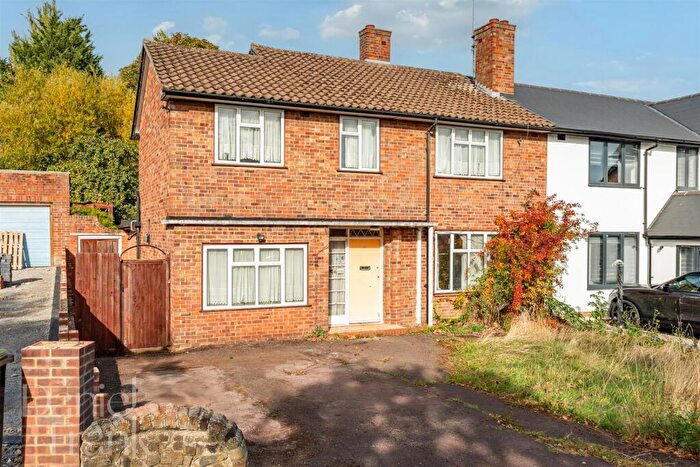 4 Bedroom Semi-Detached House For Sale In Wellfields, Loughton, IG10