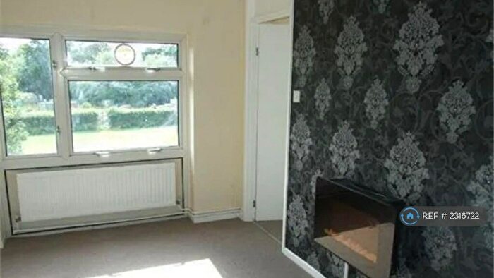 1 Bedroom Flat To Rent In The Friars, Harlow, CM19