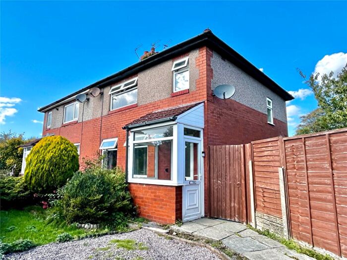 3 Bedroom Semi-Detached House For Sale In Essex Road, Birkdale, Southport, PR8