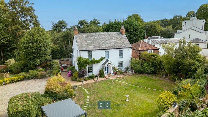 4 Bedroom Detached House For Sale In Manor Road, High Beech, Loughton, IG10