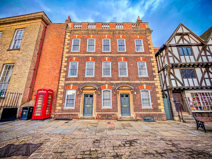 2 Bedroom Town House To Rent In Castle Hill, Lincoln, LN1