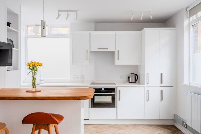 Studio To Rent In Guilford Street, Bloomsbury, WC1N