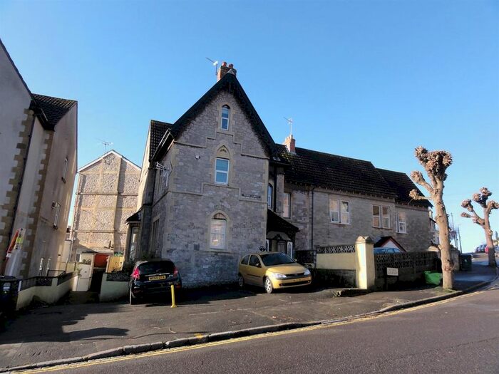 1 Bedroom Flat To Rent In Victoria Quadrant, Weston-Super-Mare, BS23