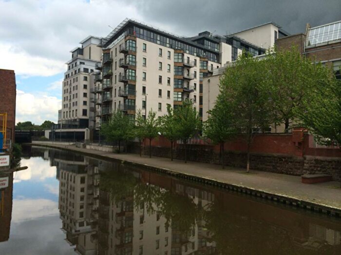 2 Bedroom Apartment To Rent In Waterfront Plaza, Station Street, The City, Nottingham, NG2