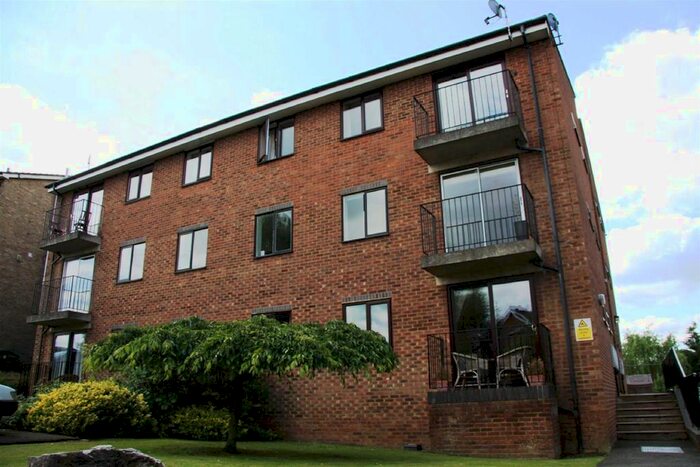 2 Bedroom Flat To Rent In Tristan Lodge, Bushey Grove Road, Bushey, WD23