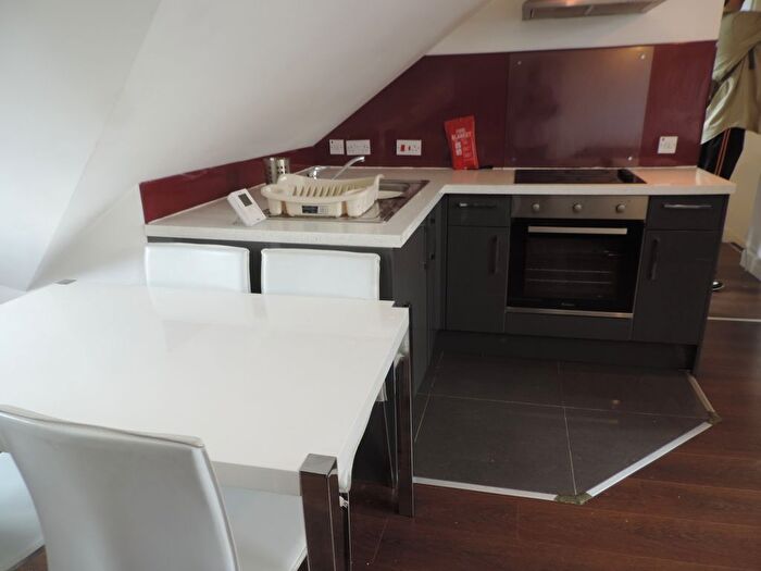 1 Bedroom Flat To Rent In Whitchurch Road, Heath, Cardiff, CF14