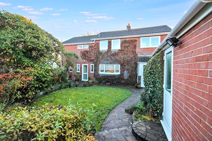 4 Bedroom Detached House For Sale In Jannys Close, Aylsham, Norwich, NR11