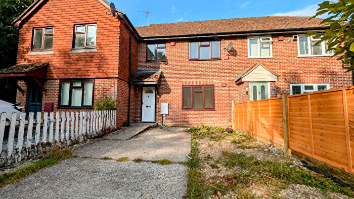 3 Bedroom Terraced House For Sale In Kingfisher Close, Bordon, Hampshire, GU35