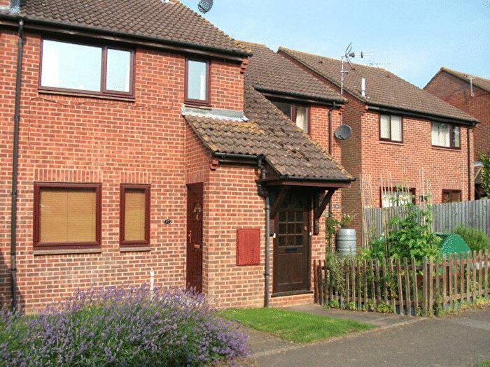 1 Bedroom Flat To Rent In First Floor Maisonette, OX14