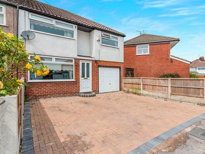 4 Bedroom Semi-Detached House To Rent In Windy Arbor Close, Whiston, Prescot L35