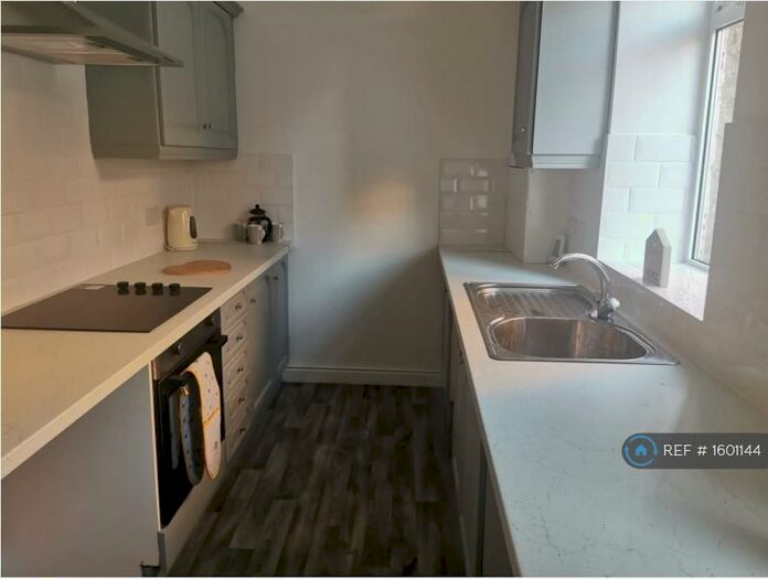 2 Bedroom Terraced House To Rent In Egmont Street, Mossley, Ashton-Under-Lyne, OL5