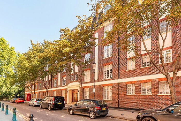 Studio For Sale In Chelsea Manor Street, Chelsea, London, SW3