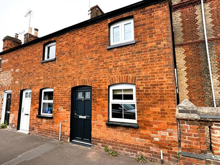 2 Bedroom End Of Terrace House To Rent In Estcourt Street, Devizes, SN10
