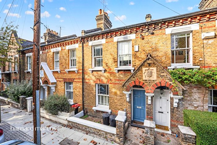 2 Bedroom Terraced House For Sale In Sabine Road, London, SW11