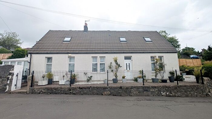 3 Bedroom Detached House For Sale In Coach Place, Kilsyth, G65