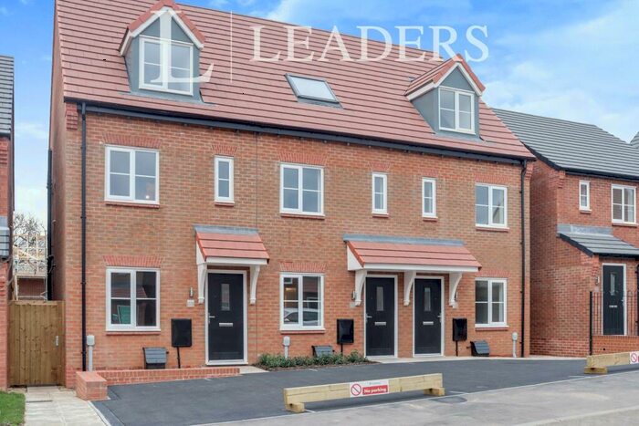 3 Bedroom End Of Terrace House To Rent In Baily Road, Loughborough, LE11