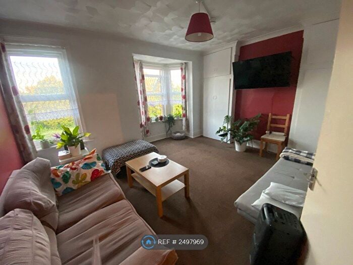 2 Bedroom Flat To Rent In Portswood Road, Southampton, SO17