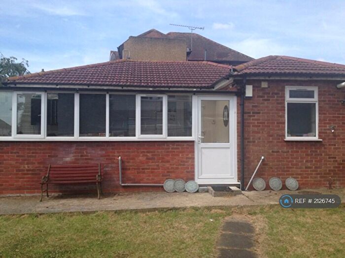 2 Bedroom Bungalow To Rent In Uppingham Avenue, Stanmore, HA7