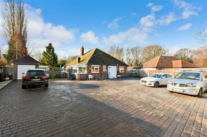 3 Bedroom Detached Bungalow For Sale In Cudham Lane North, Cudham, Sevenoaks, Kent, TN14